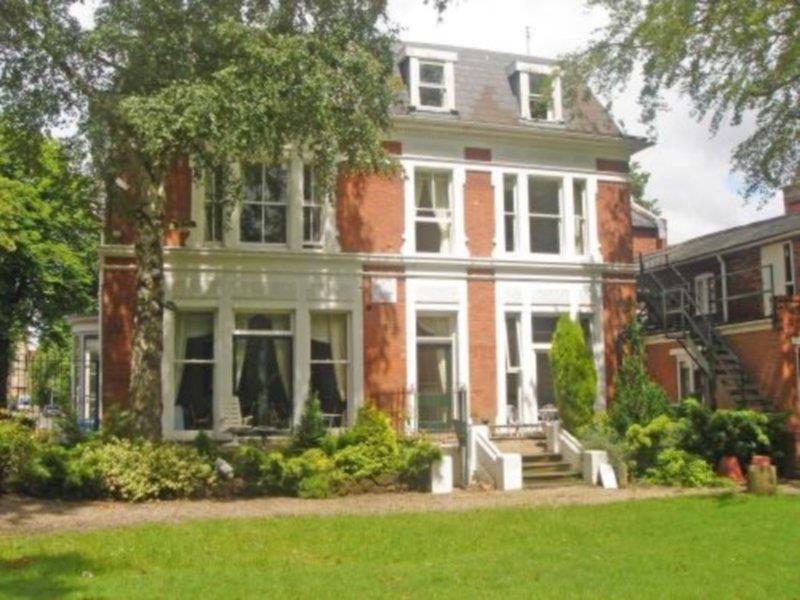 Cavalier House Hotel Birmingham Exterior photo